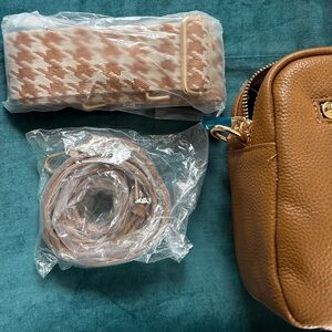 Pom Pom London Tan Brown Leather Crossbody Bag NWT Minimalist Adjustable Strap